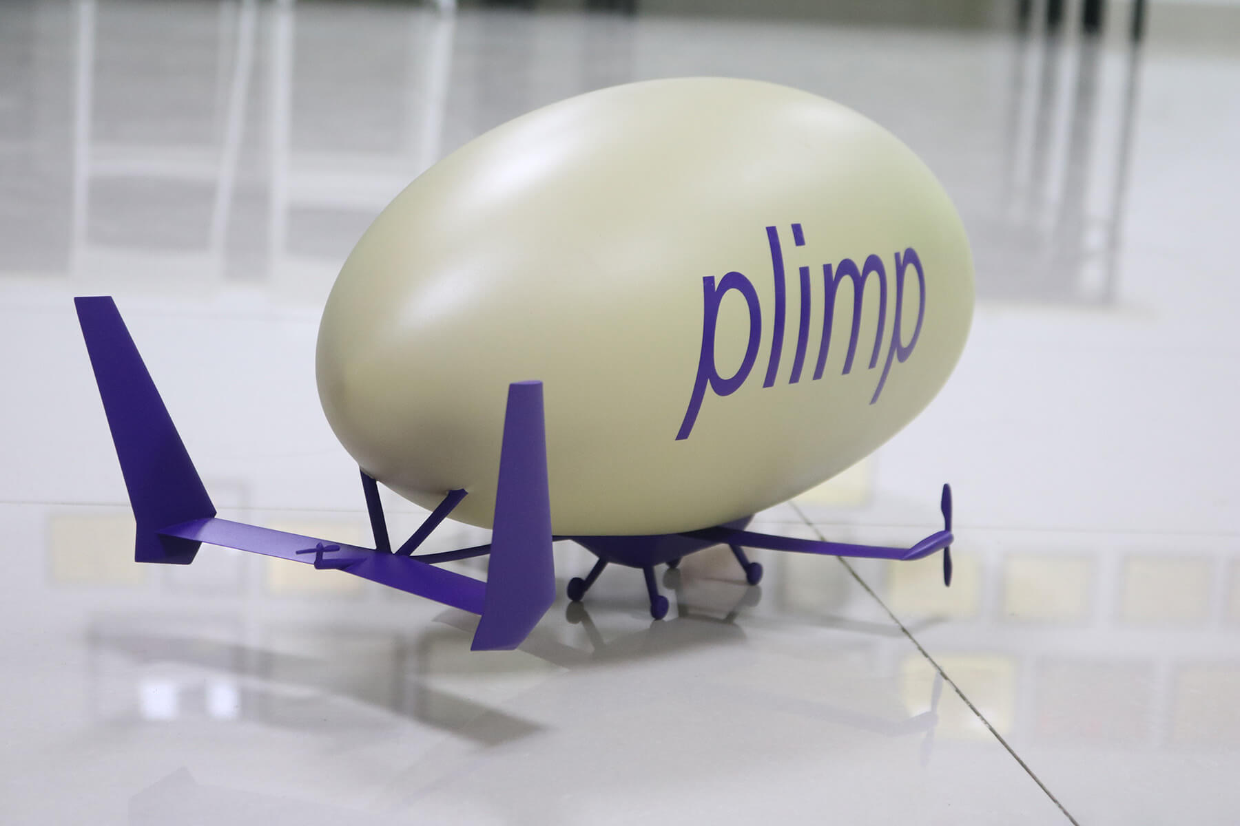 Miniature Hollow Aircraft Model - Content 1